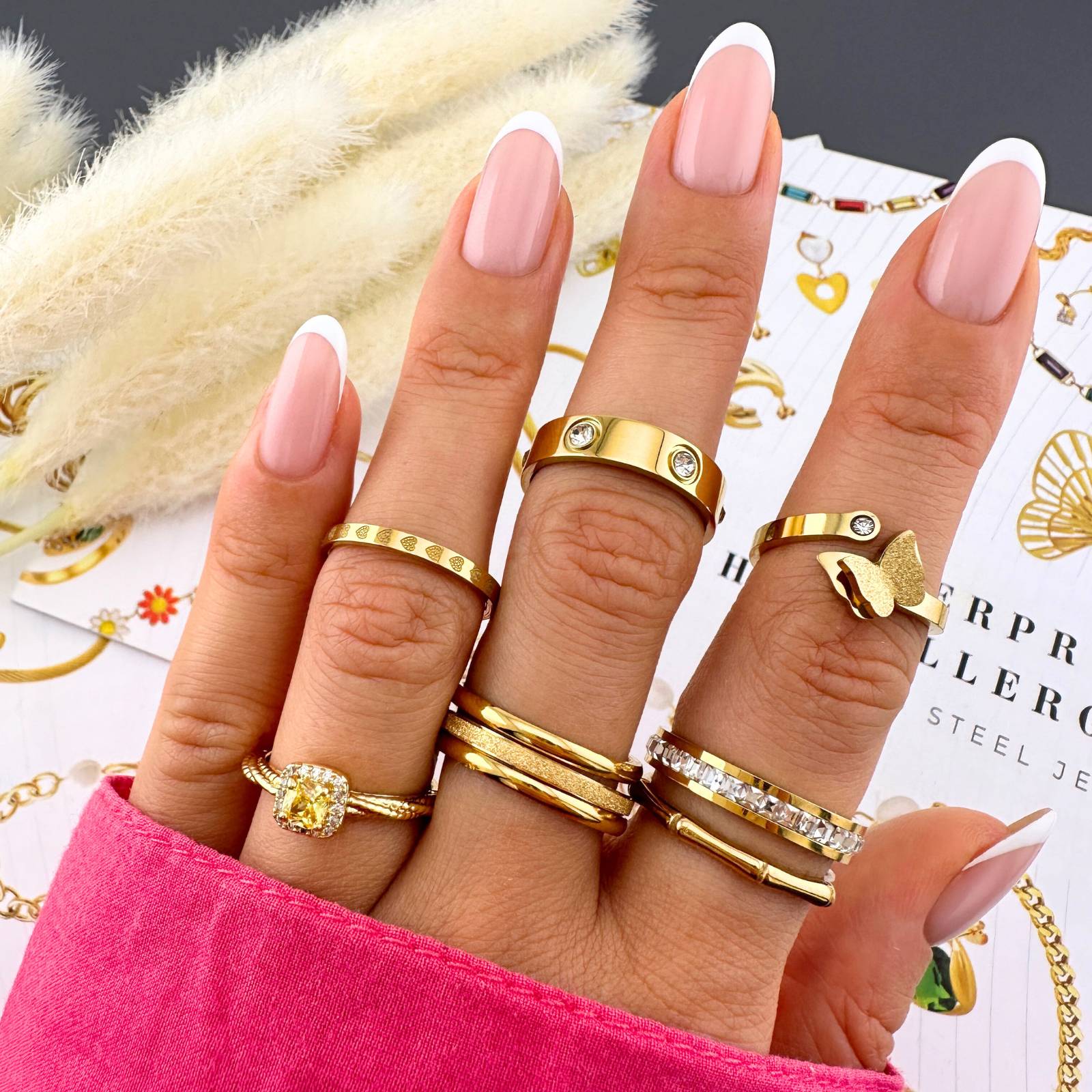Bague en Acier Inoxydable Plaqué Or 18K avec Zircone Cubique, Taille 8, Étanche et Hypoallergénique, sans Ternissement