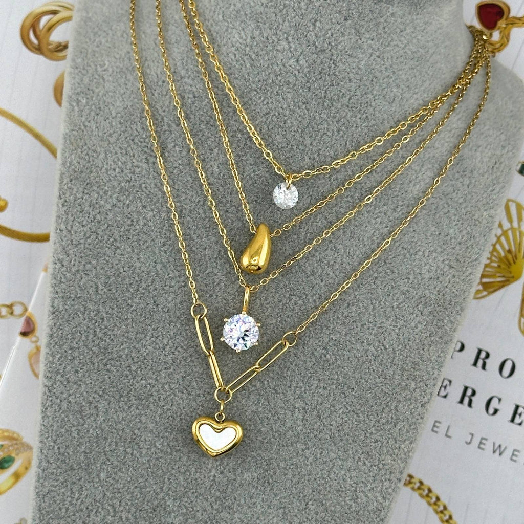 Collier pendentif goutte d'eau en acier inoxydable plaqué or 18K, chaîne de 40,5cm avec extension de 5cm, fermoir à pince homard.