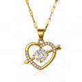 Collier Cœurs, Acier Inoxydable Plaqué Or 18K avec Zircone Cubique, Pendentif Cœur et Flèche, Étanche Hypoallergénique, Chaîne 42cm