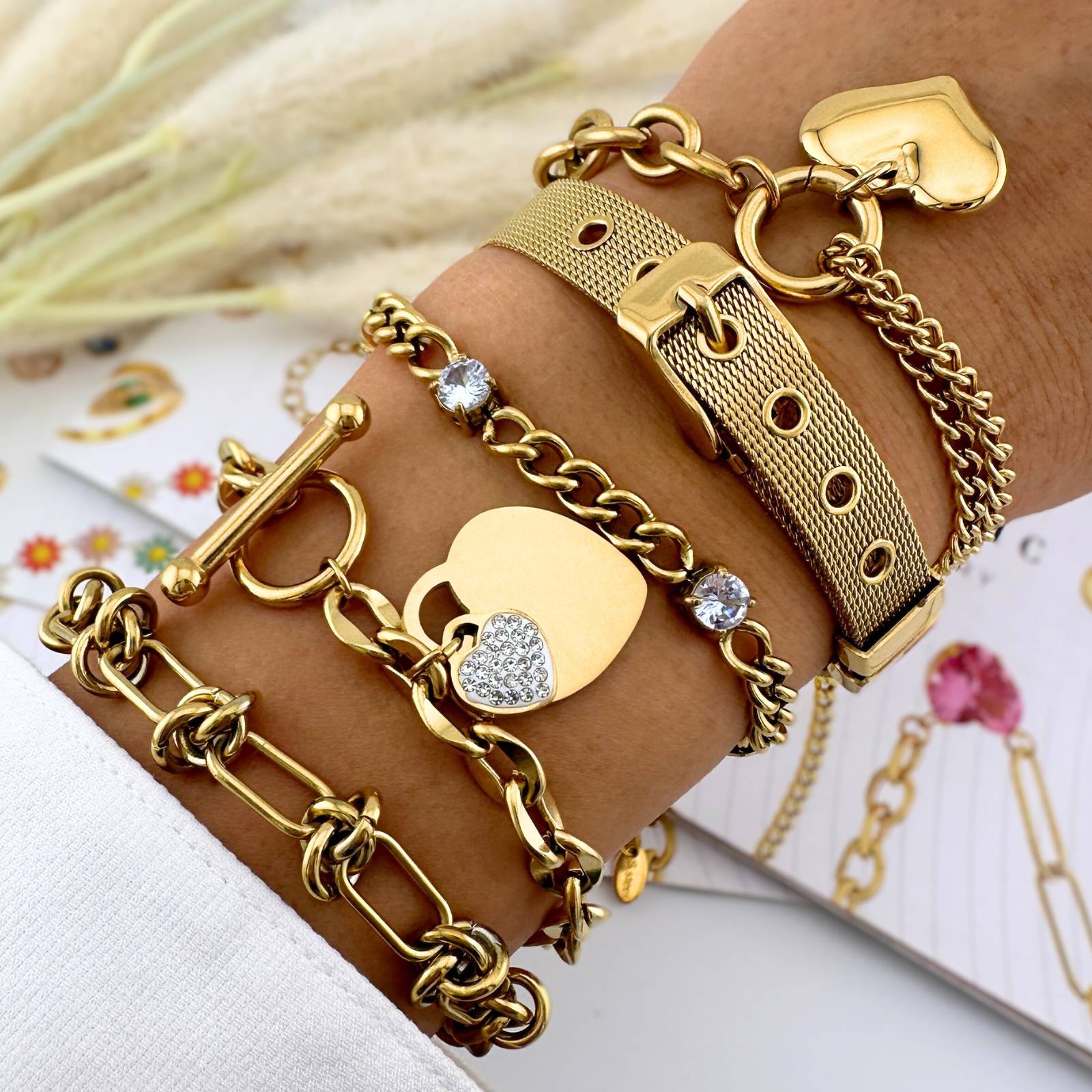 Bracelet Cœurs, Acier Inoxydable Plaqué Or 18K, Longueur 17 cm, Cristaux Cubiques, Bijou Hypoallergénique et Résistant à l'Eau