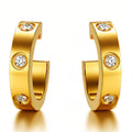Boucles d'oreilles créoles en acier inoxydable plaqué or 18K avec zircone cubique, fermeture hypoallergénique étanche, 1,5 x 0,3 cm.