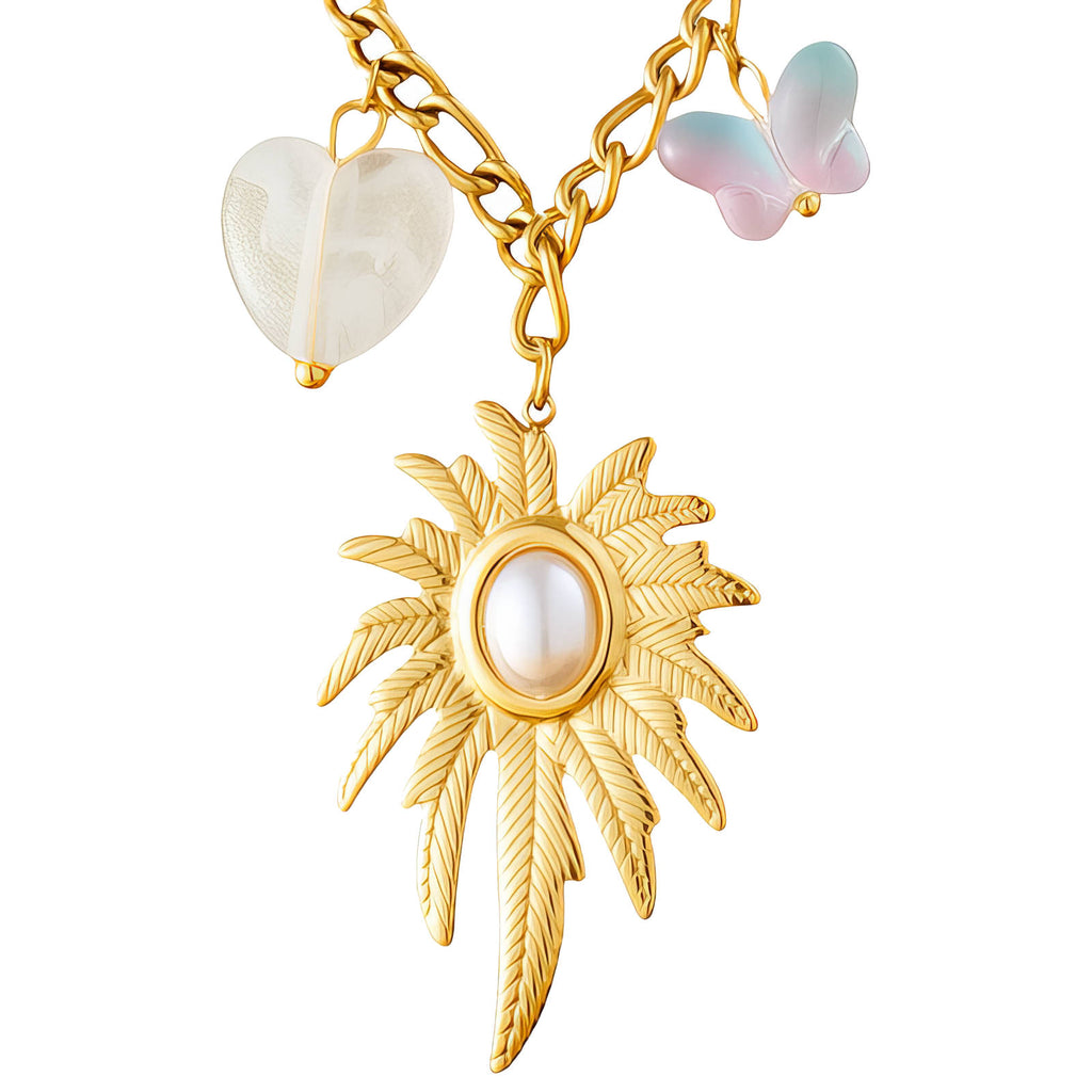 Collier en Acier Inoxydable Plaqué Or 18K avec Pendentif Soleil Perle, Breloques Papillon et Cœur, Chaîne 41cm +5cm, Bijou Hypoallergénique Imperméable