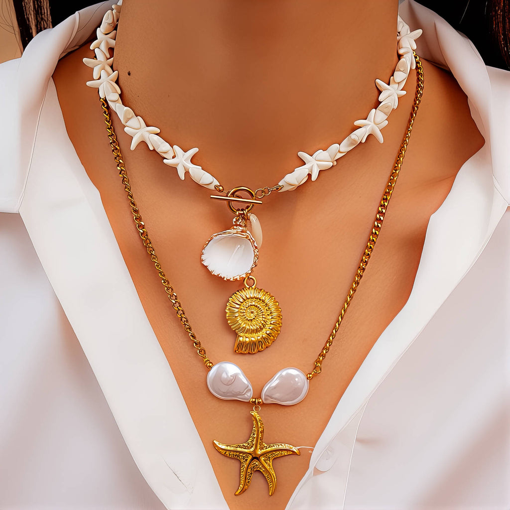 Collier Étoile de Mer, Acier Inoxydable Plaqué Or 18K avec Imitation Perle, Chaîne 45cm + 5cm, Bijou Étanche et Hypoallergénique